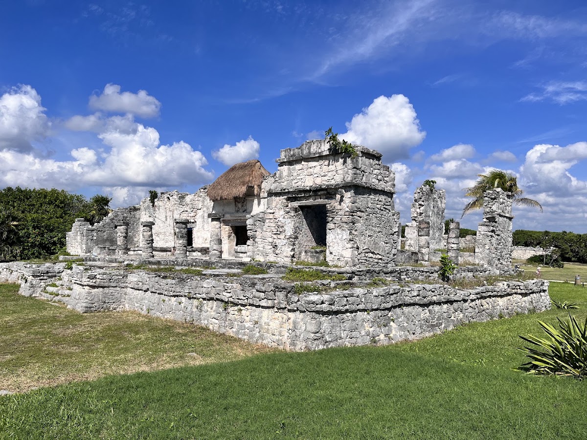 Cancun Go Travel, Archaeological Guided Tours, Cancun & Riviera Maya. 2