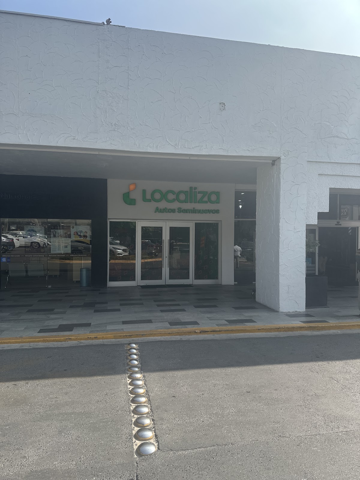 Localiza Rent a Car Monterrey San Agustín