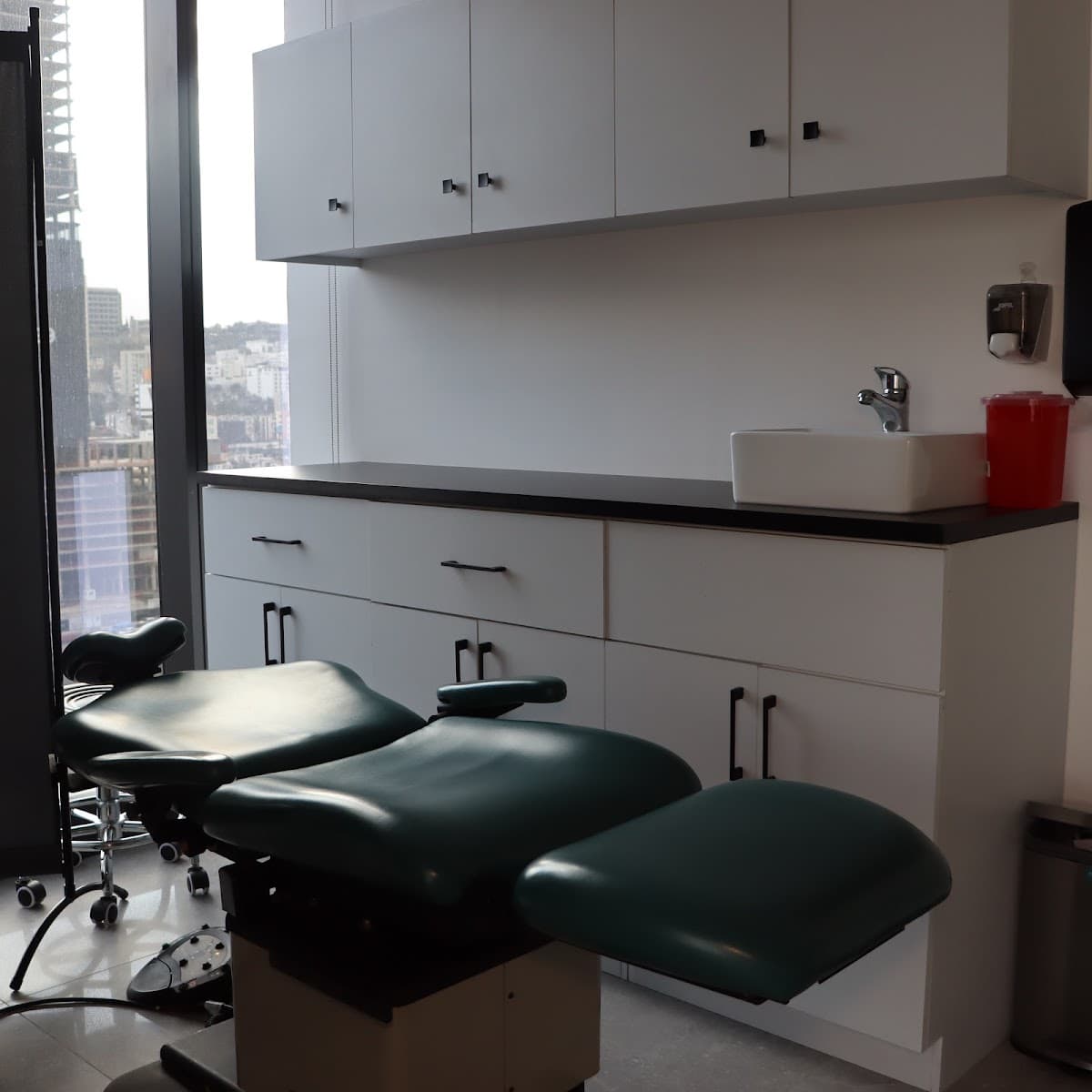 Wellness Clinic - Cirugía Plástica 2